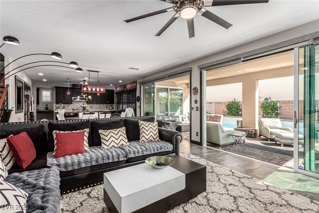 MLS #2723519 image #1