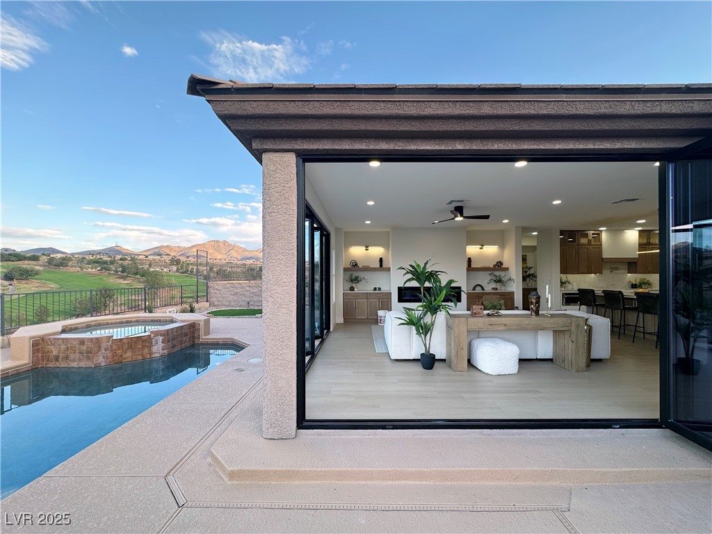 MLS #2726787 image #1