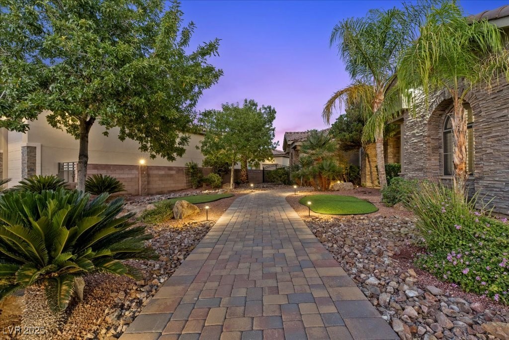 MLS #2737967 image #1