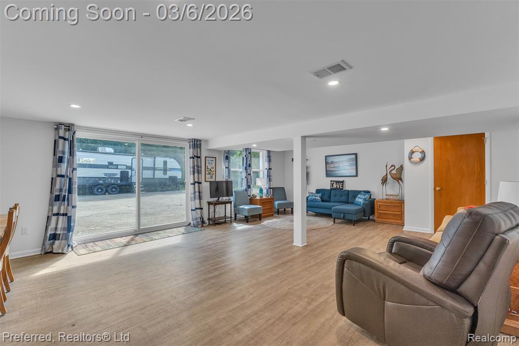 MLS #20261013227 img 23