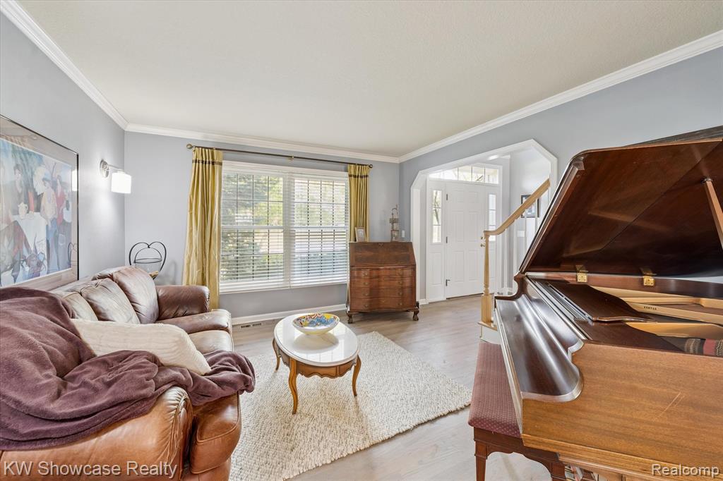 MLS #20261014624 img 6