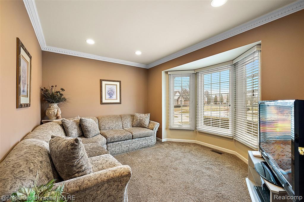 MLS #20261014988 img 38