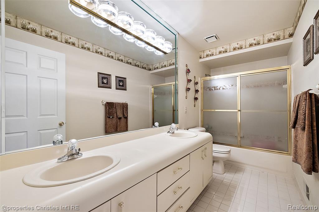 MLS #20261014988 img 51