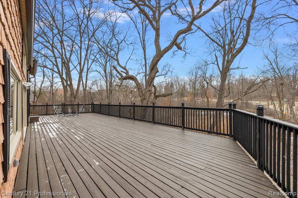 MLS #20261015956 img 17