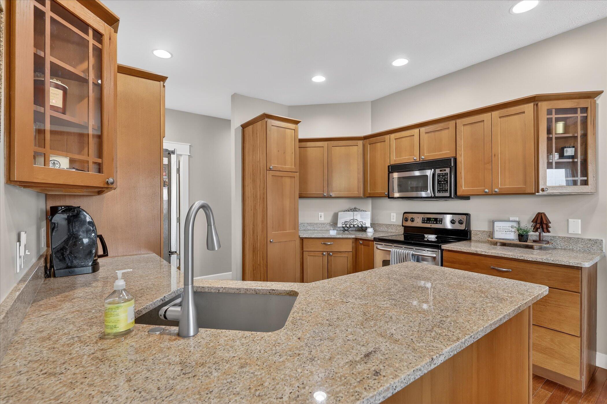 MLS #26008664 img 16