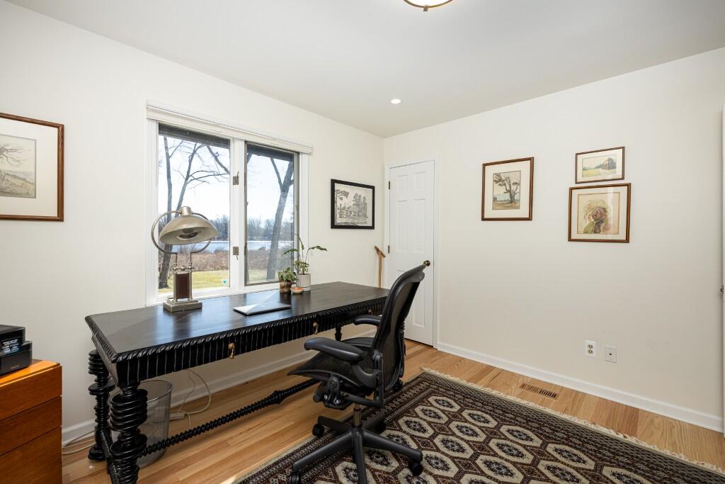 MLS #26009143 img 36