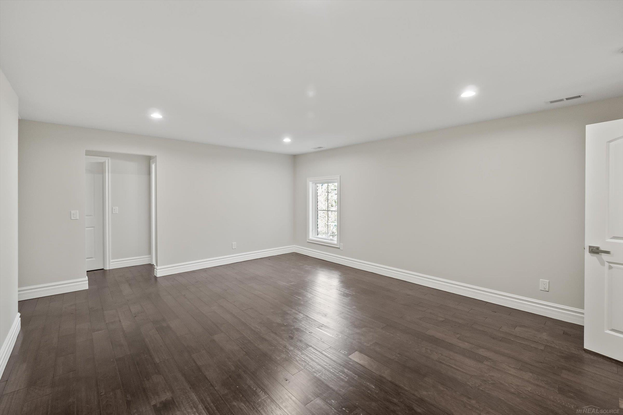 MLS #50200755 img 32