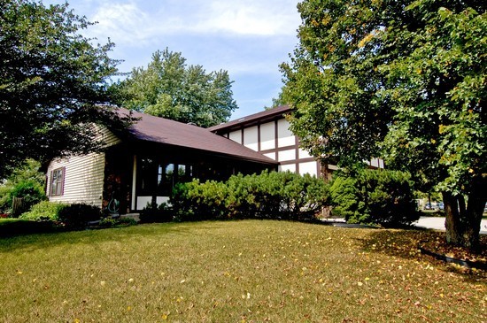 917 S Summit Street Barrington IL 60010 MLS #MRD12502661 44 broker reciprocity