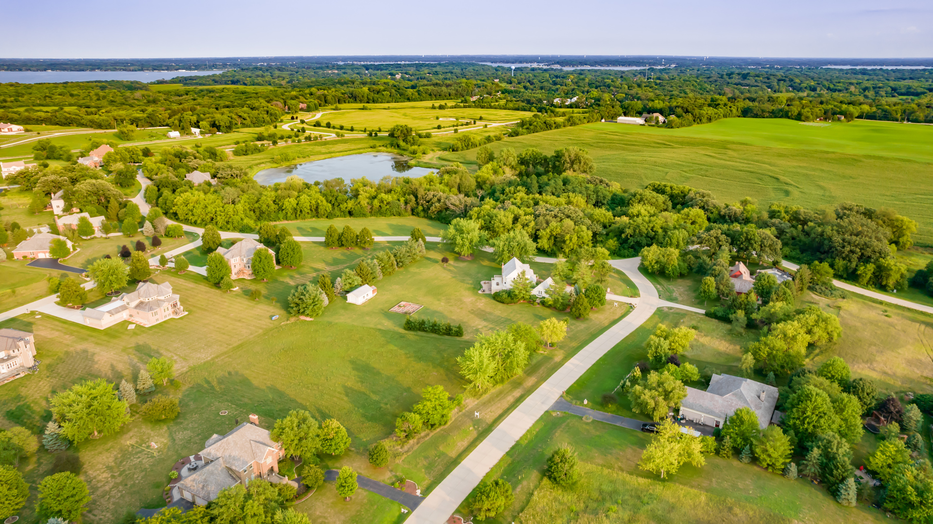 1 High Point Circle Hawthorn Woods IL 60047 MLS #MRD12488342 38 broker reciprocity