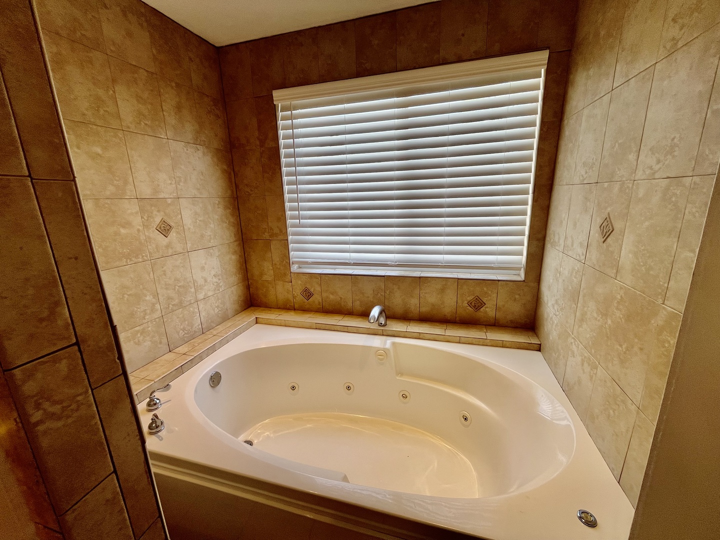 MLS #MRD12416887 img 2