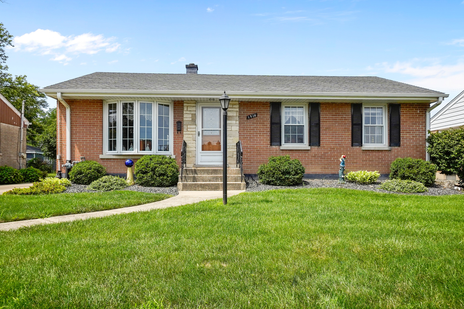 3540 Madison Street Lansing IL 60438 MLS #MRD12503577 50 broker reciprocity