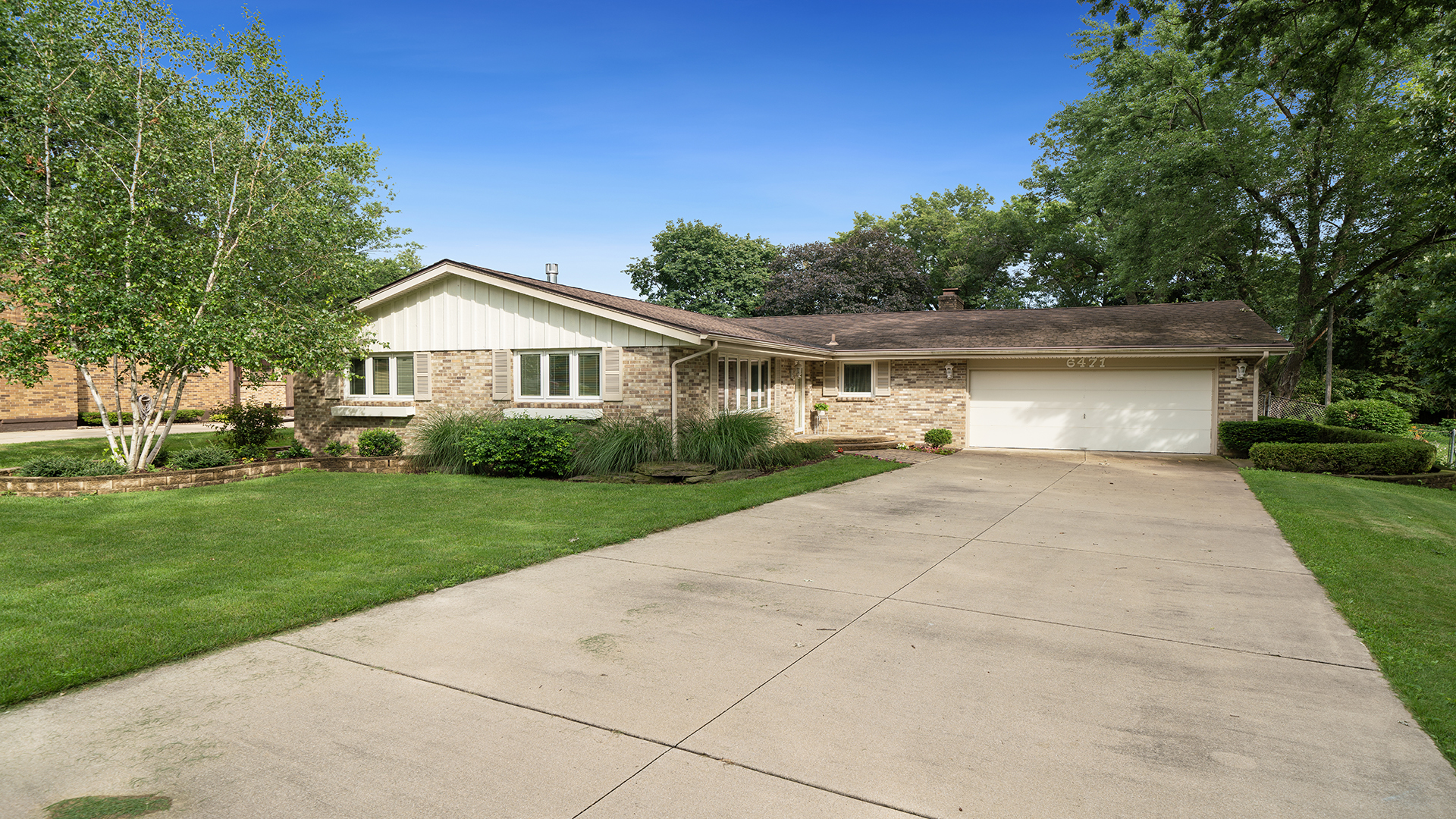 121 Paris Avenue Rockford IL 61107 MLS #MRD12495412 50 broker reciprocity