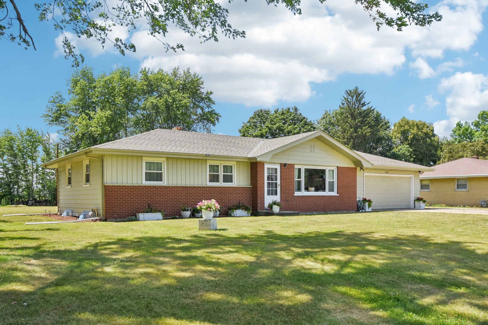 2901 Shelly Lane Aurora IL 60504 MLS #MRD12501391 50 broker reciprocity
