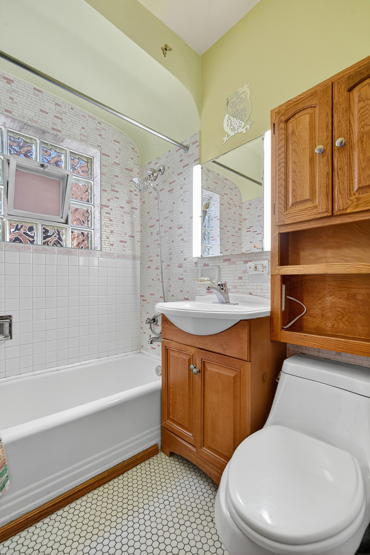 MLS #MRD12475189 image #2