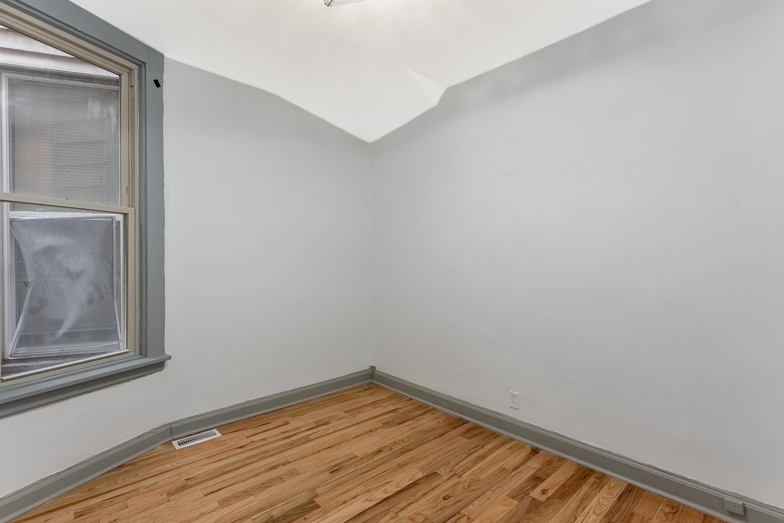 MLS #MRD12488576 image #6