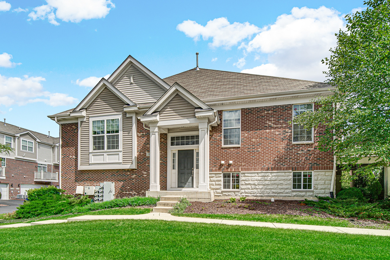 5931 Hawkweed Drive #5931 Naperville IL 60564 MLS #MRD12499178 42 broker reciprocity