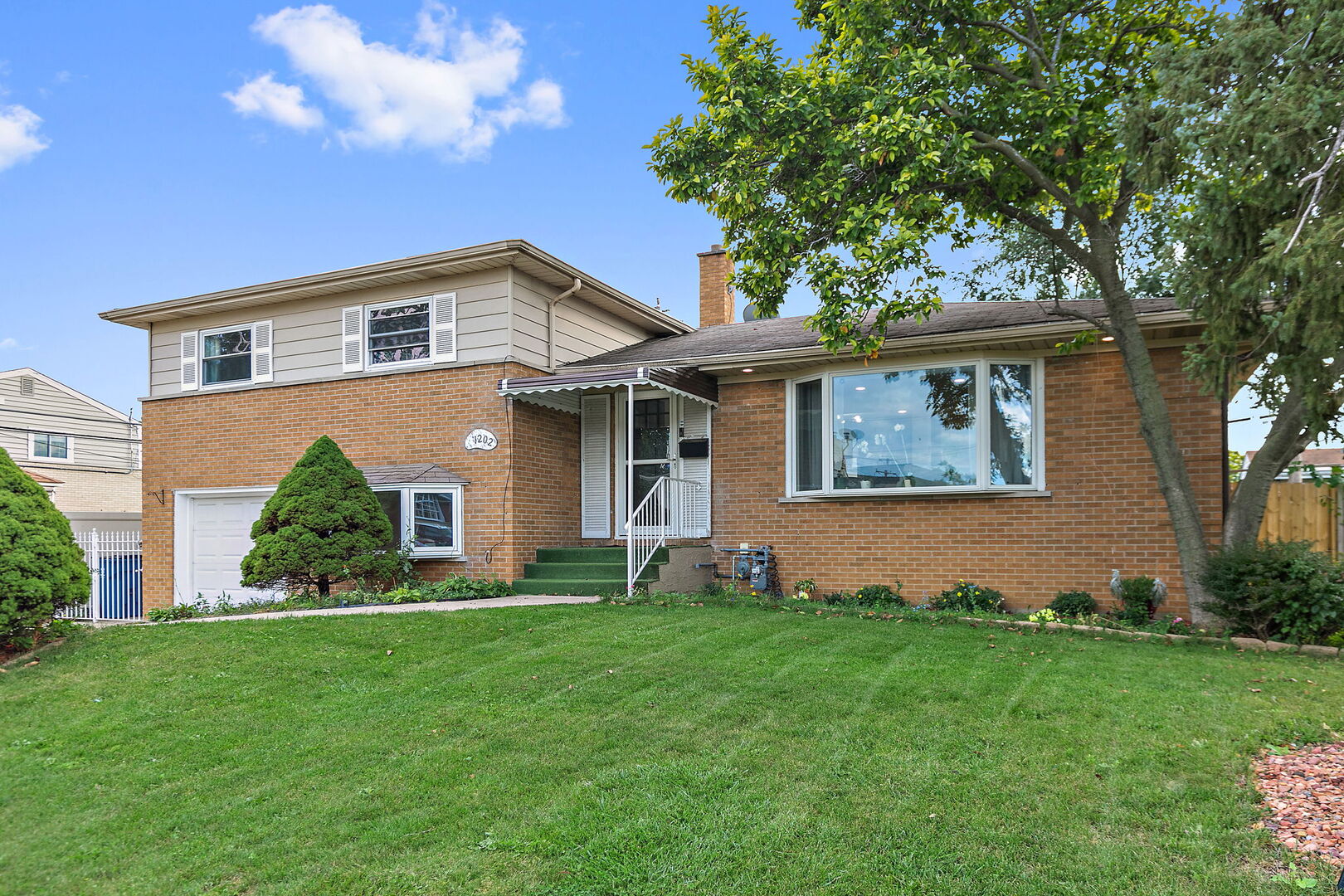 10617 Owain Way Orland Park IL 60462 MLS #MRD12421379 46 broker reciprocity