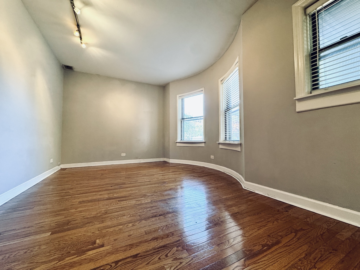 MLS #MRD12504290 image #4