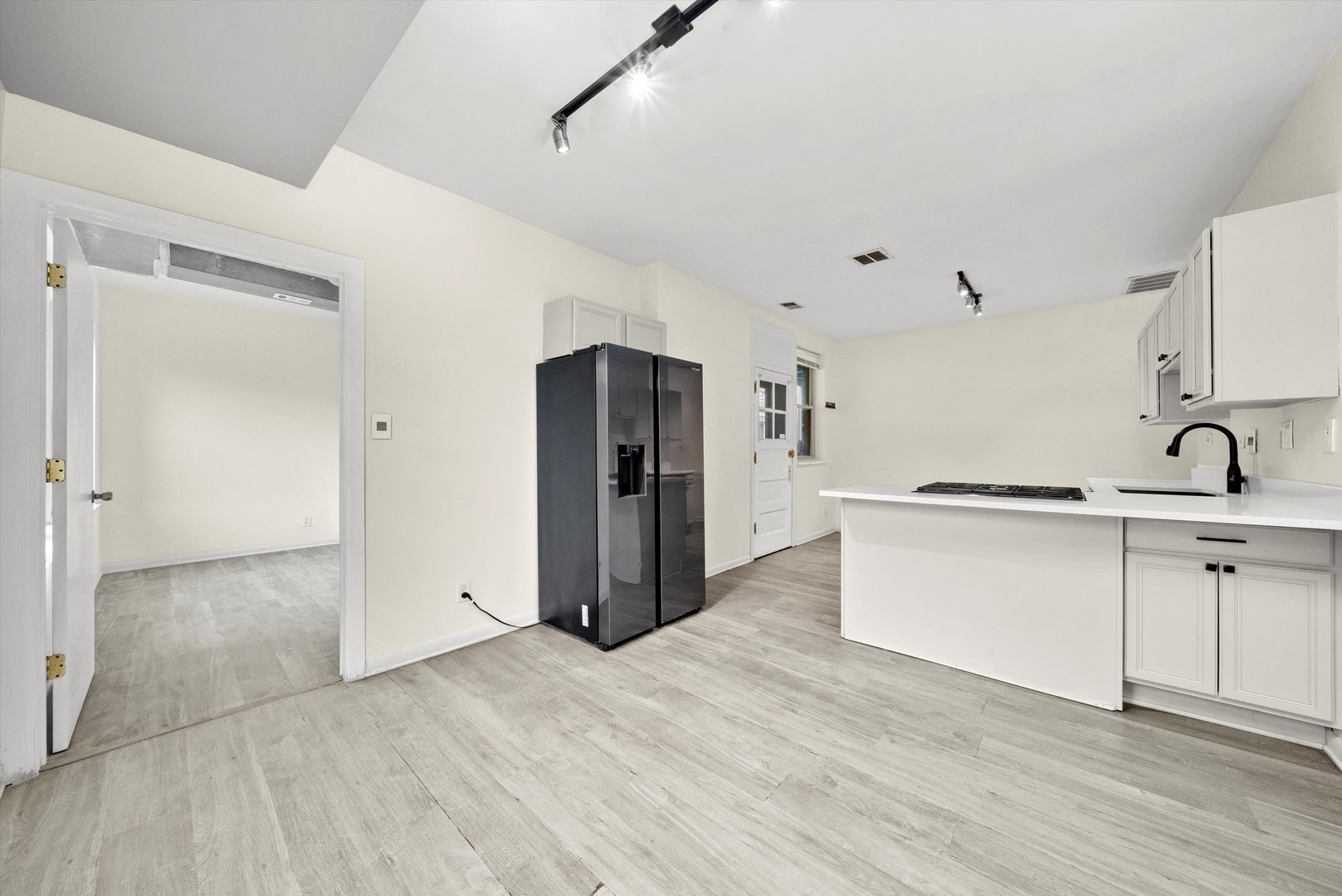 MLS #MRD12504858 image #10