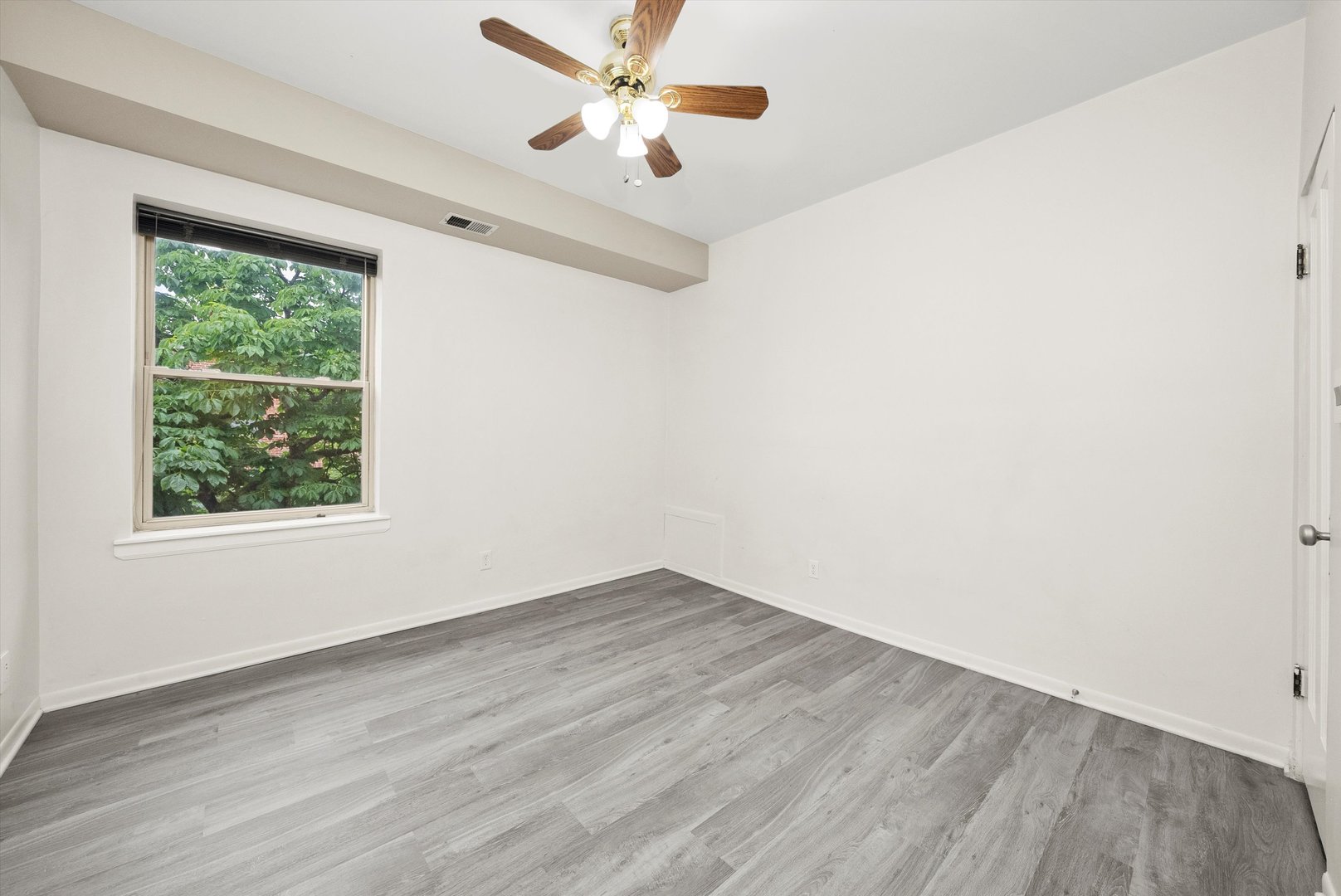 MLS #MRD12504858 image #4