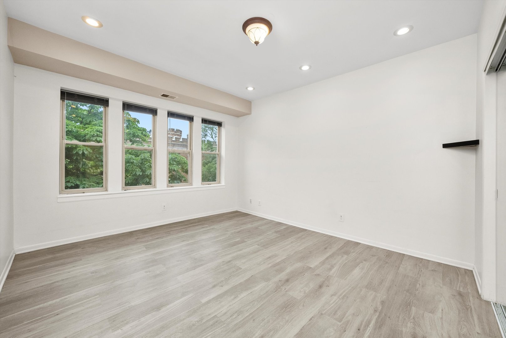 MLS #MRD12504858 image #6