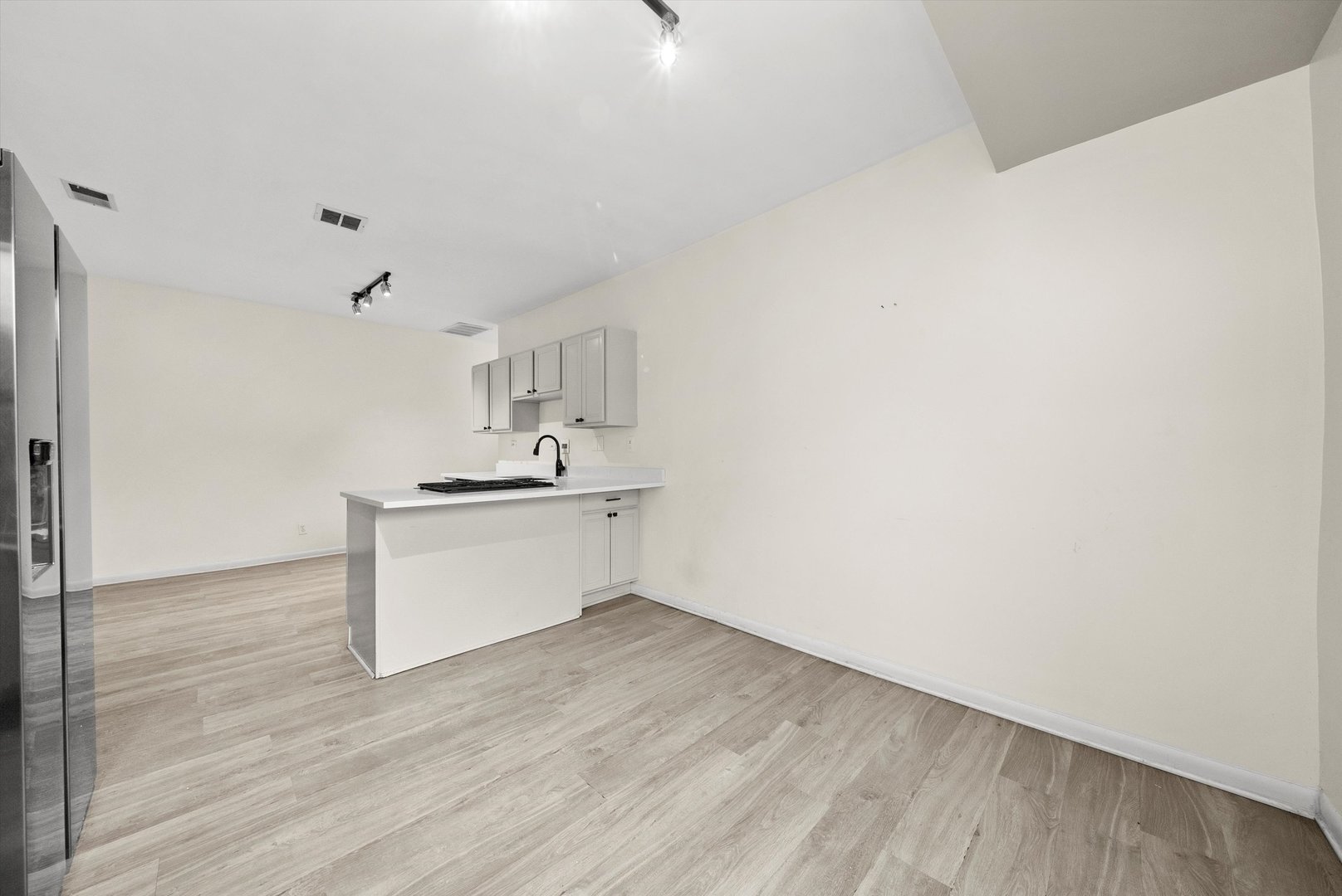 MLS #MRD12504858 image #9