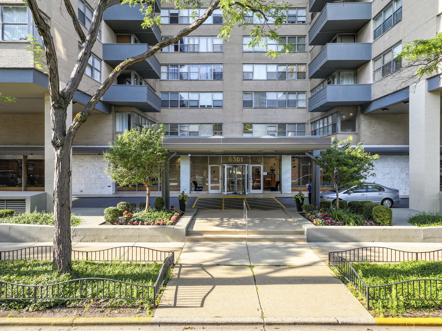 6000 N Cicero Avenue #217 Chicago IL 60646 MLS #MRD12398051 64 broker reciprocity