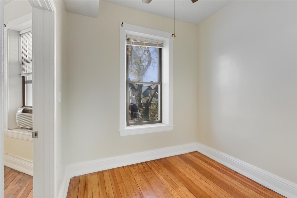 MLS #MRD12512418 image #9