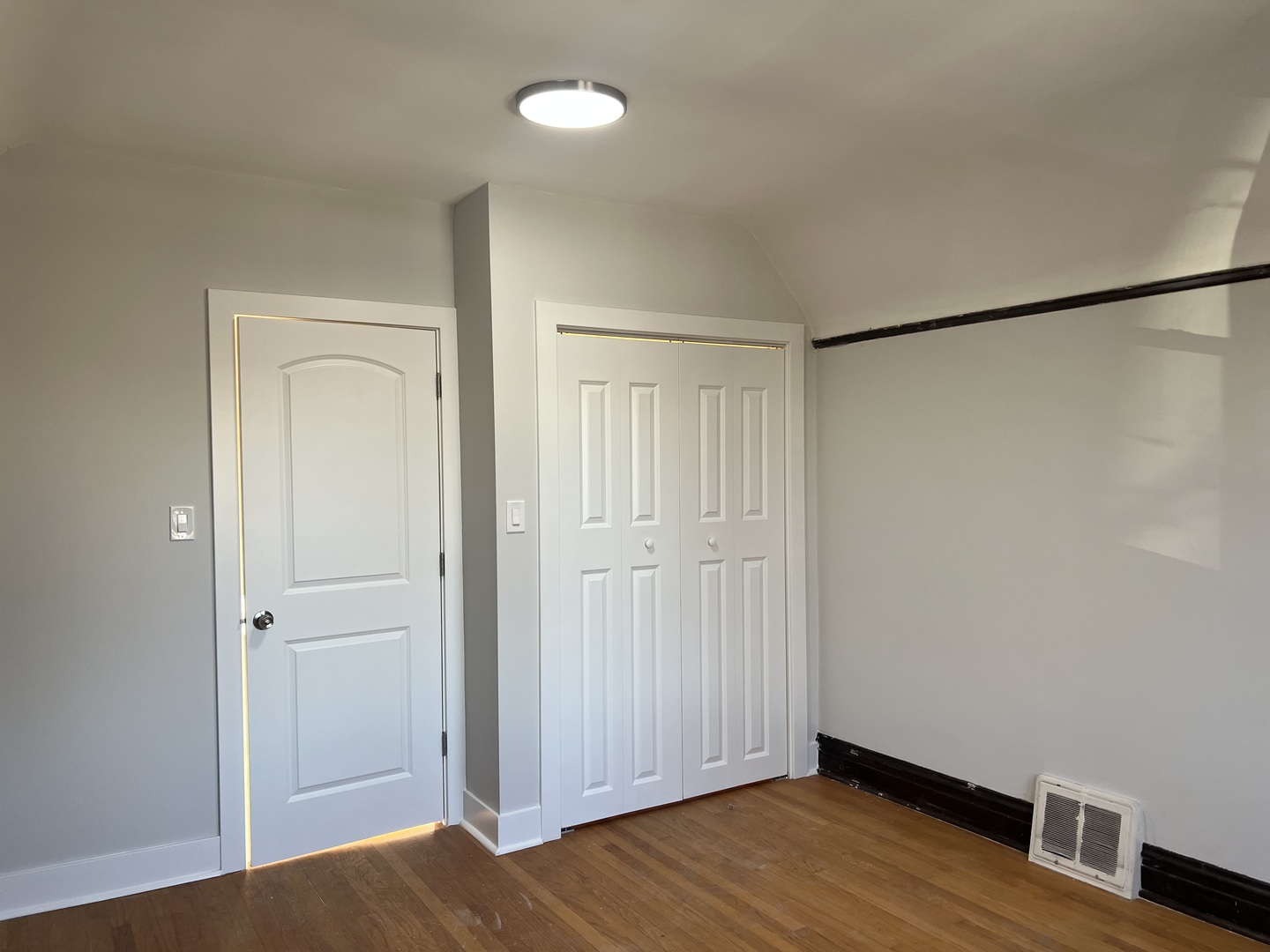 MLS #MRD12526371 image #2