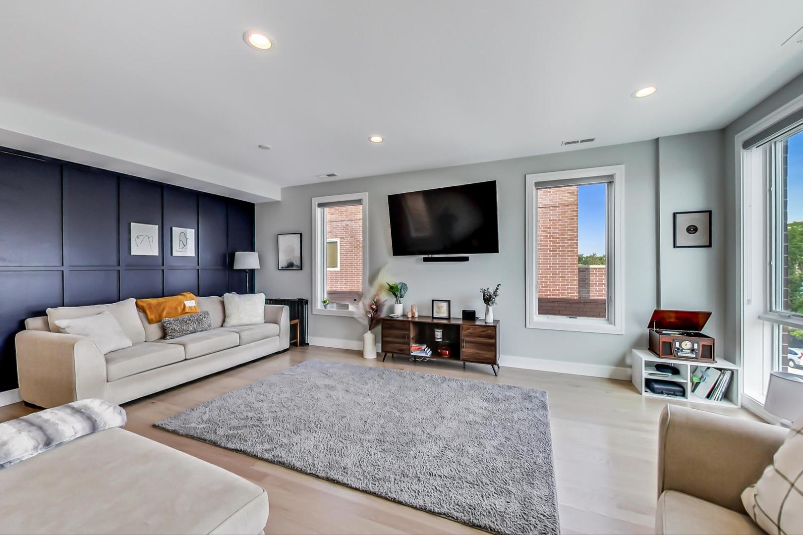 MLS #MRD12529473 image #2