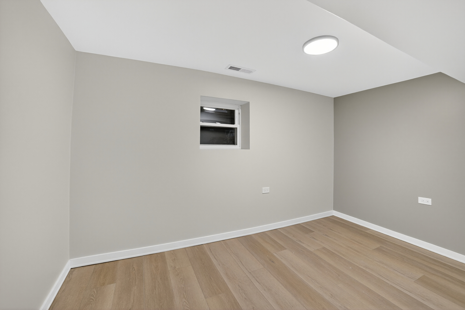 MLS #MRD12536814 image #32