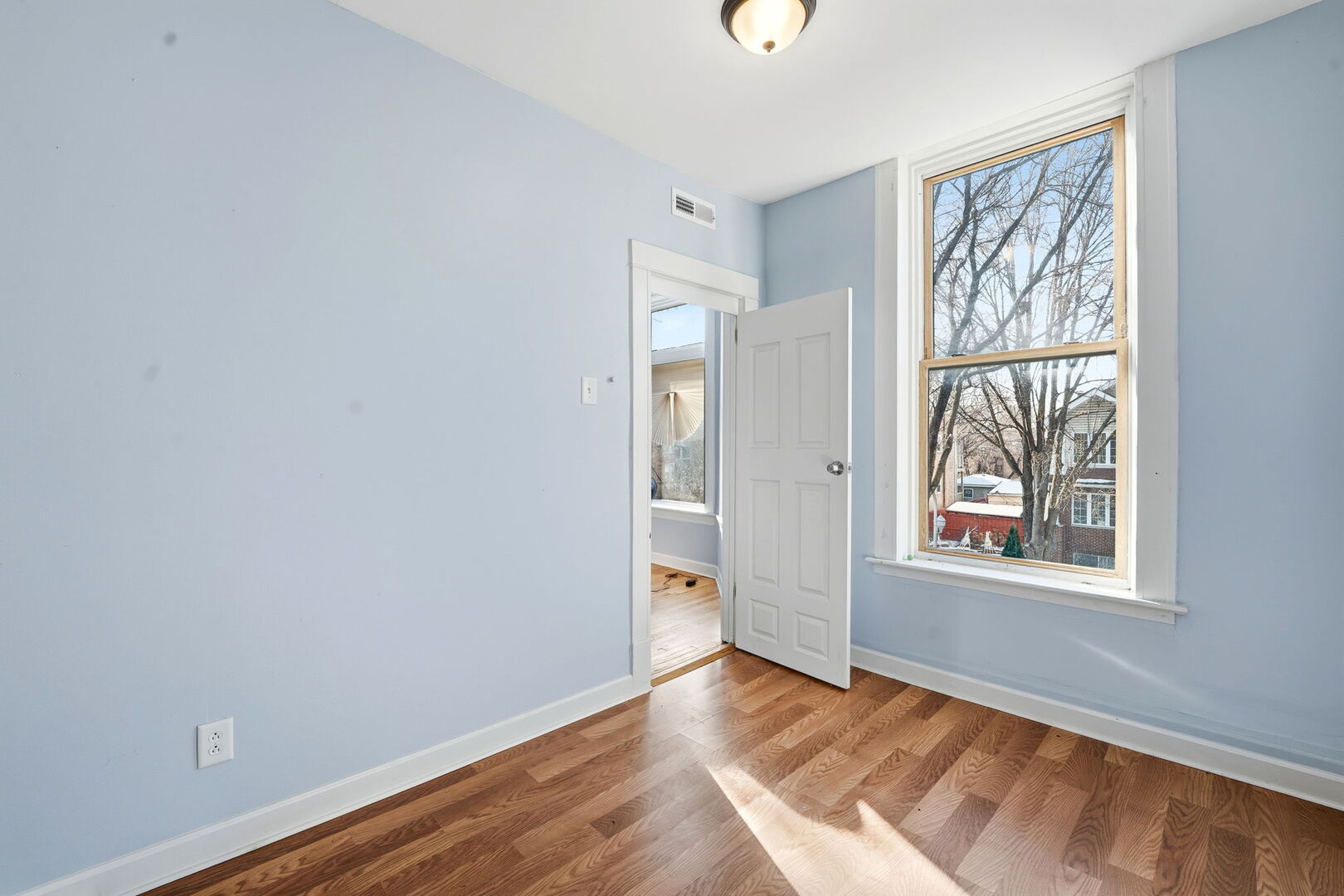 MLS #MRD12538191 image #9