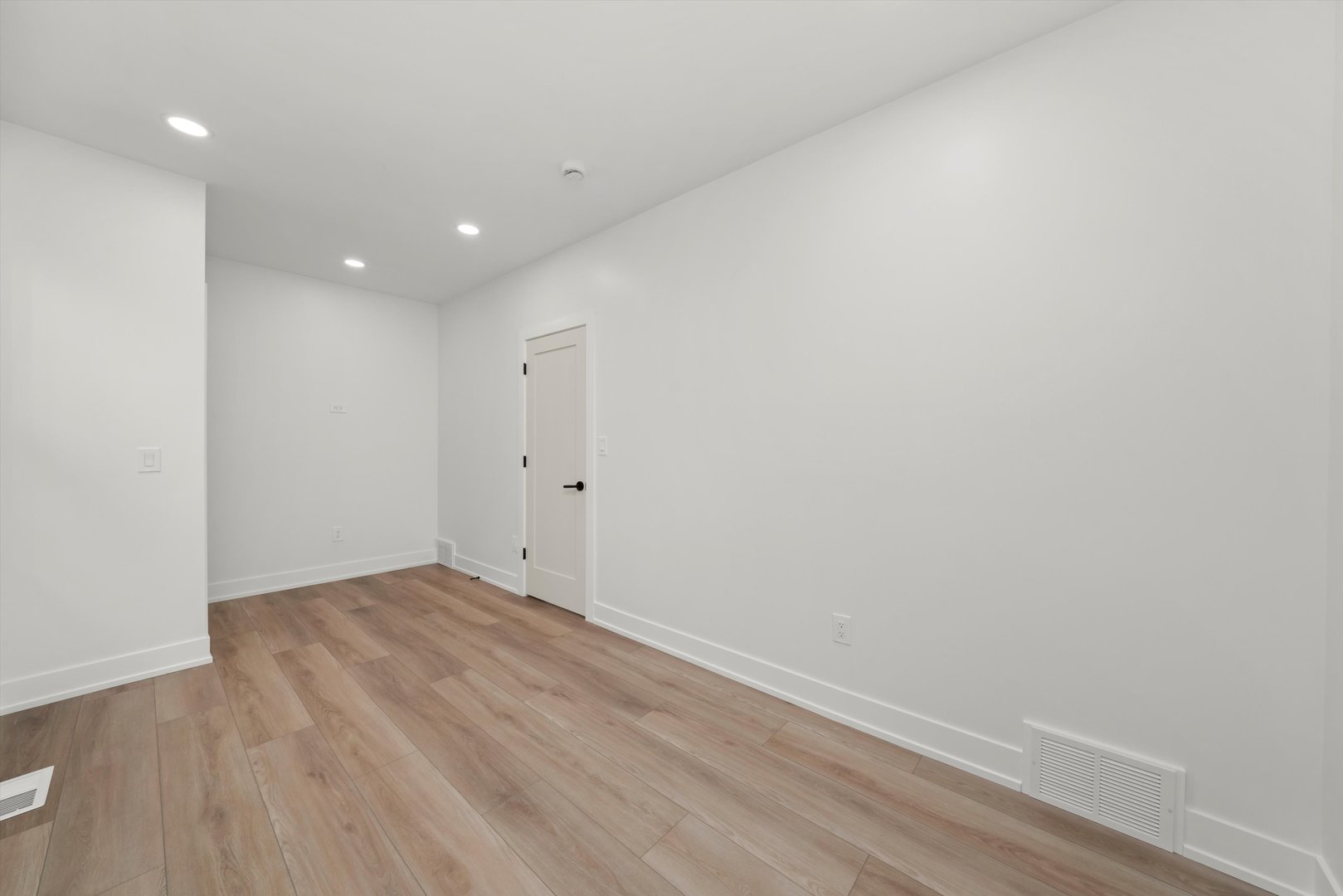 MLS #MRD12539458 image #6