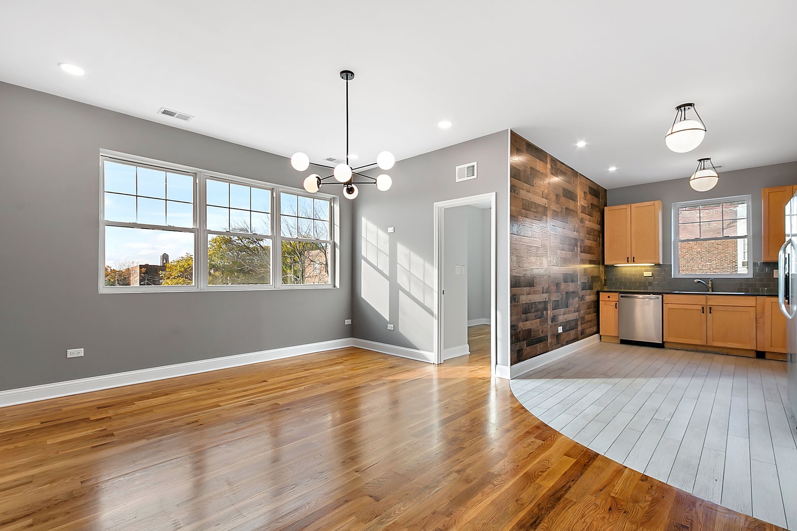 MLS #MRD12544628 image #2