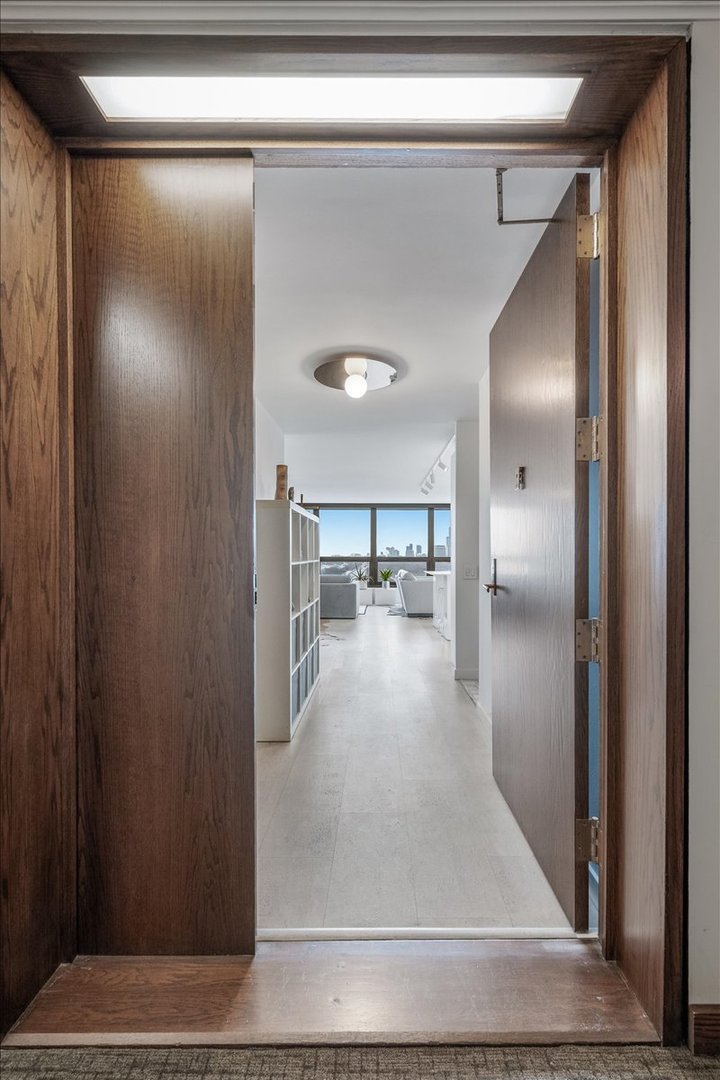 MLS #MRD12554613 image #2