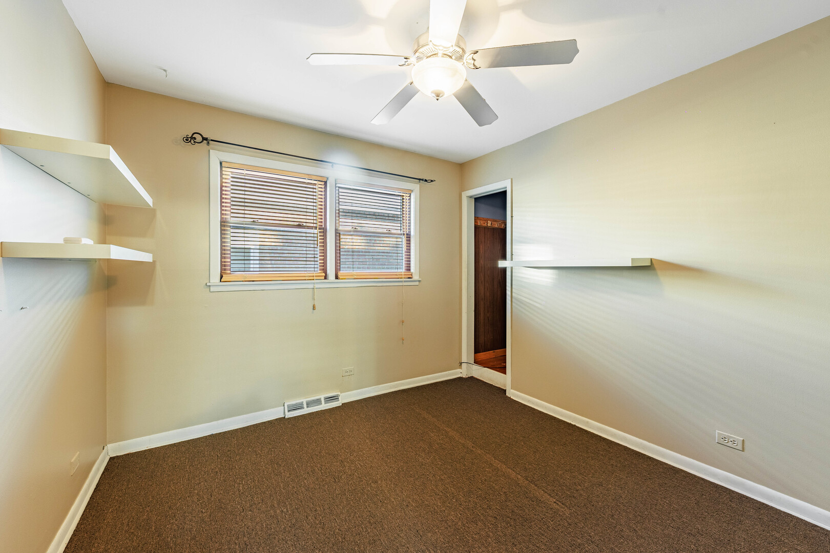 MLS #MRD12556527 image #12