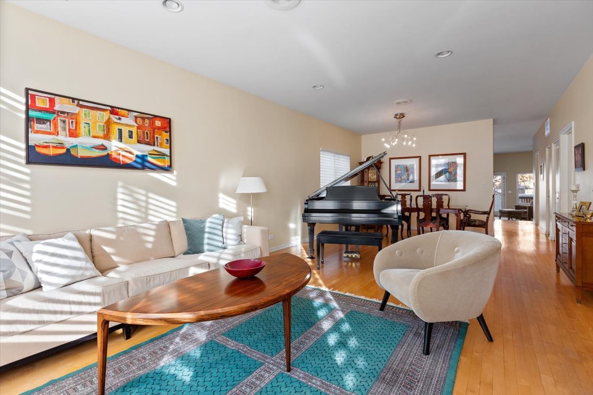 MLS #MRD12557103 image #2