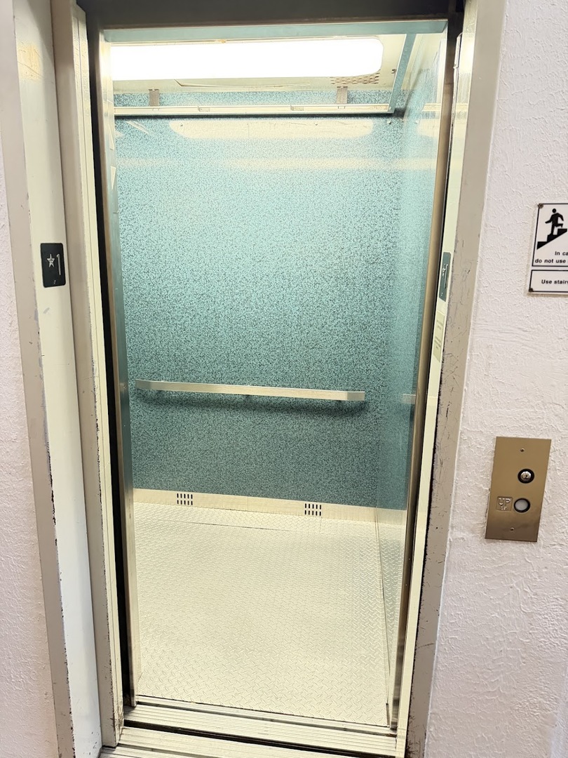 MLS #MRD12557583 image #2