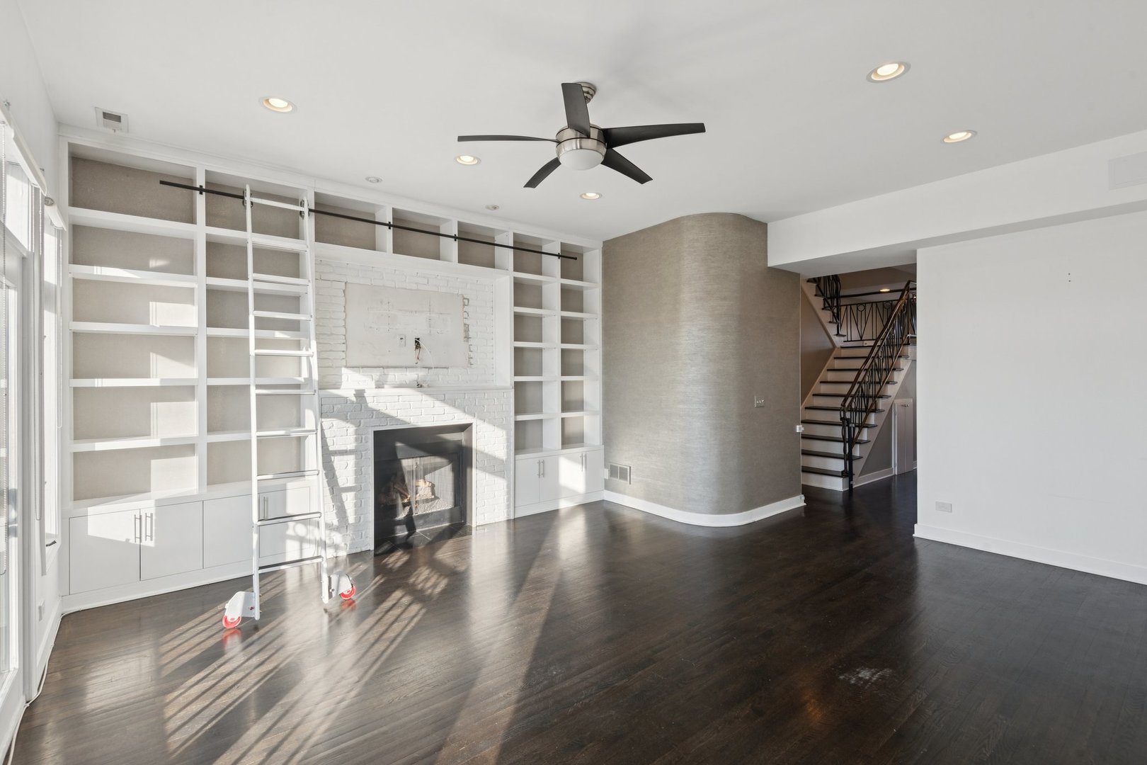 MLS #MRD12558420 image #2