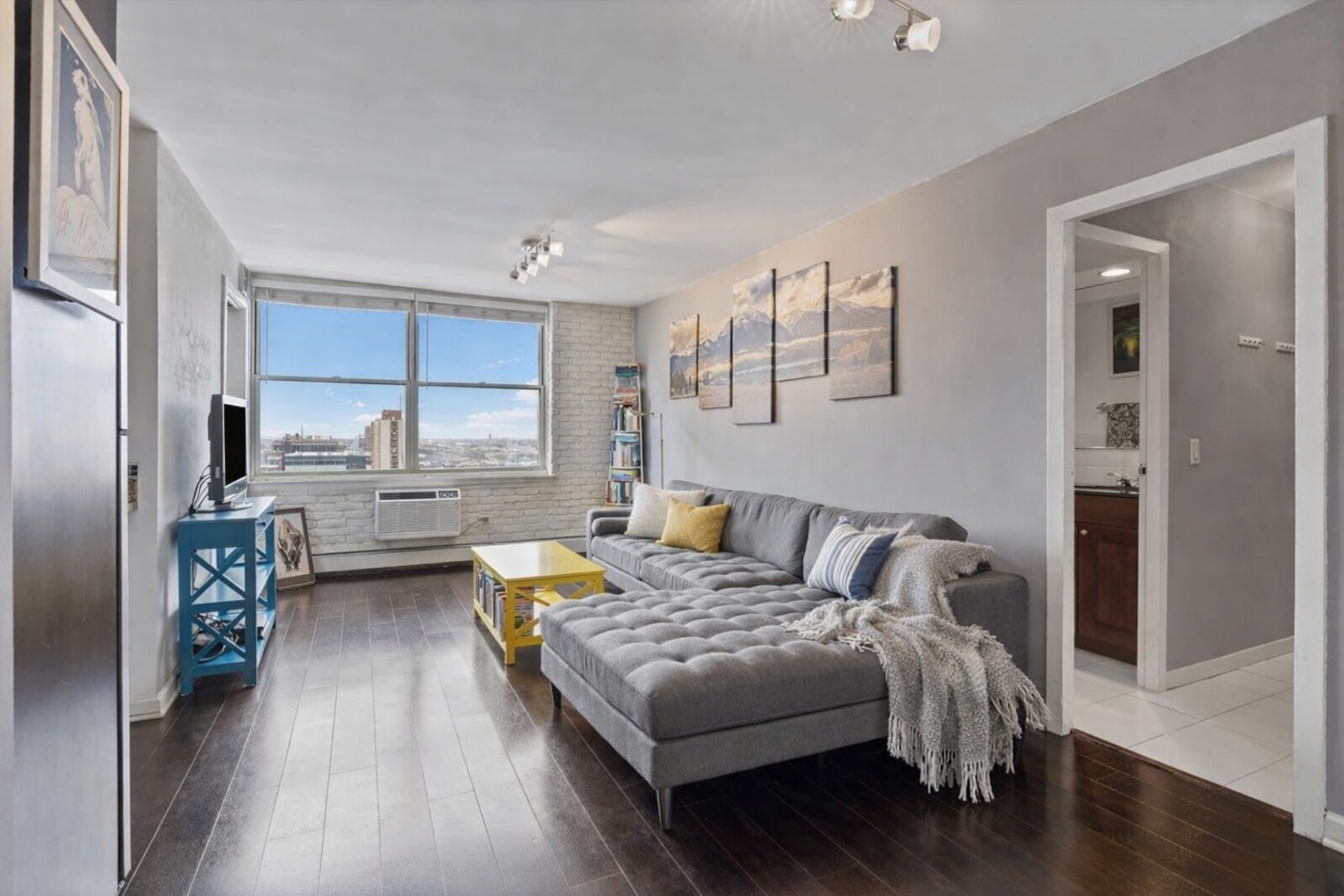 MLS #MRD12561143 image #2