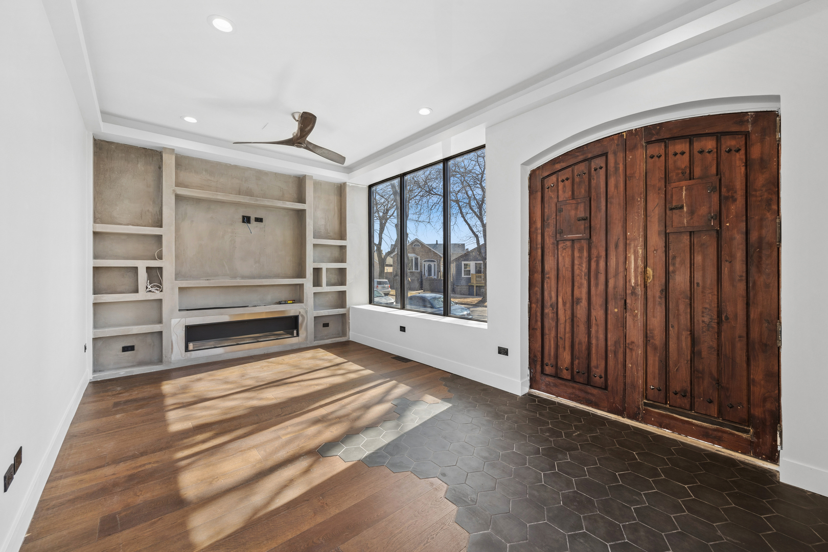 MLS #MRD12582594 image #2