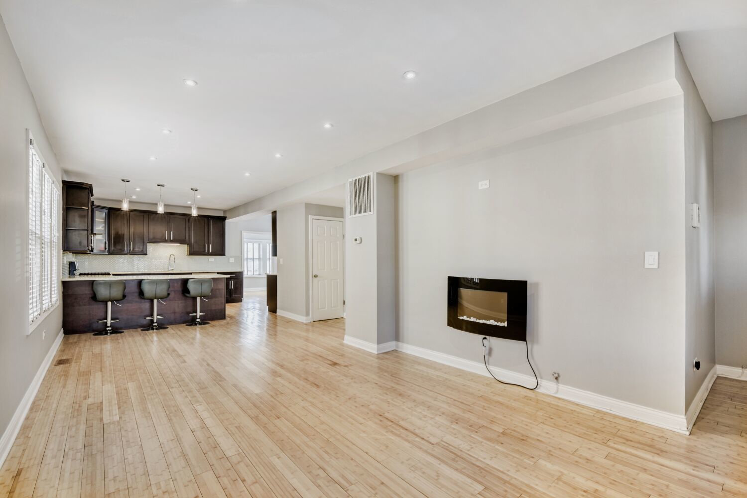 MLS #MRD12583742 image #2