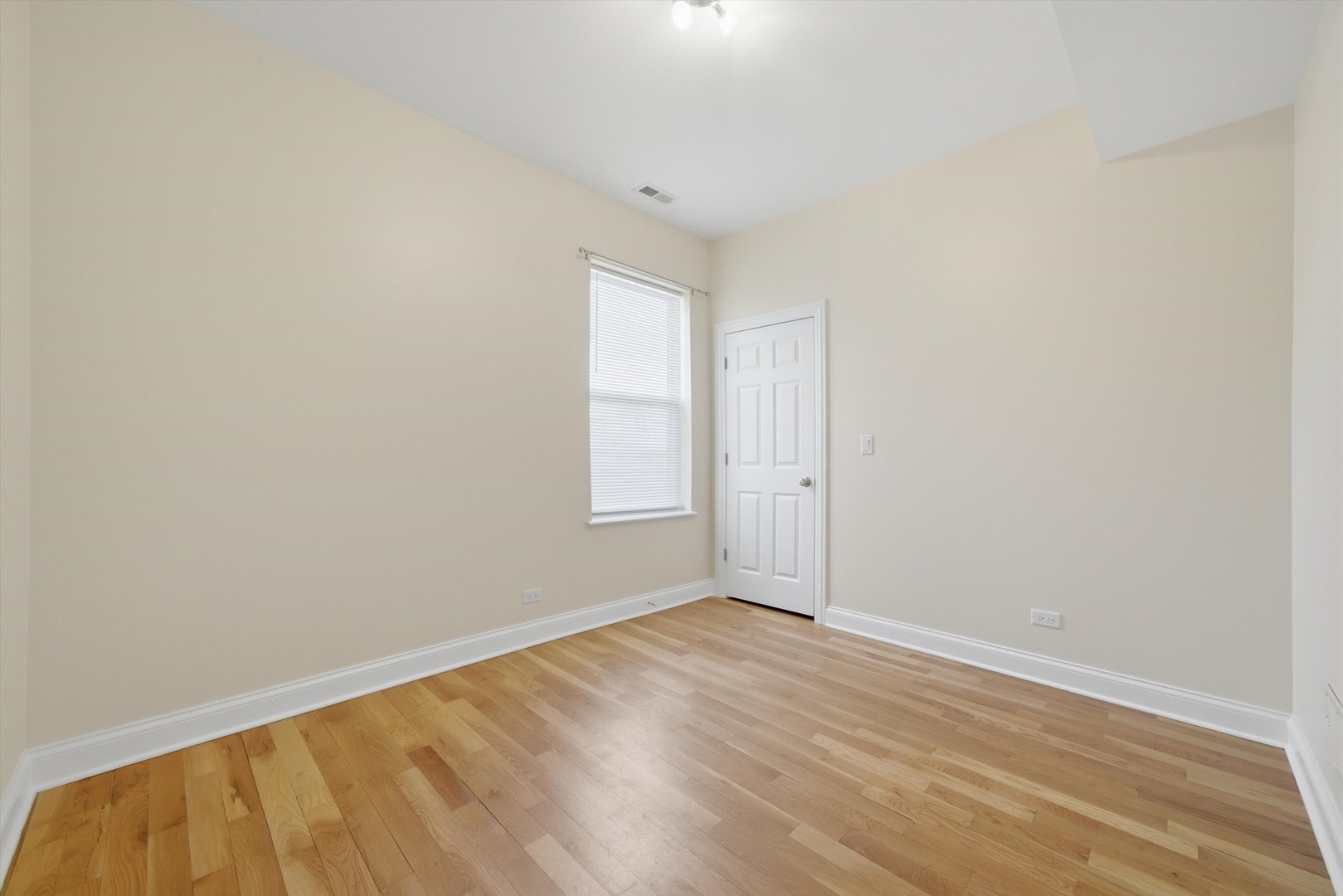 MLS #MRD12590751 image #18