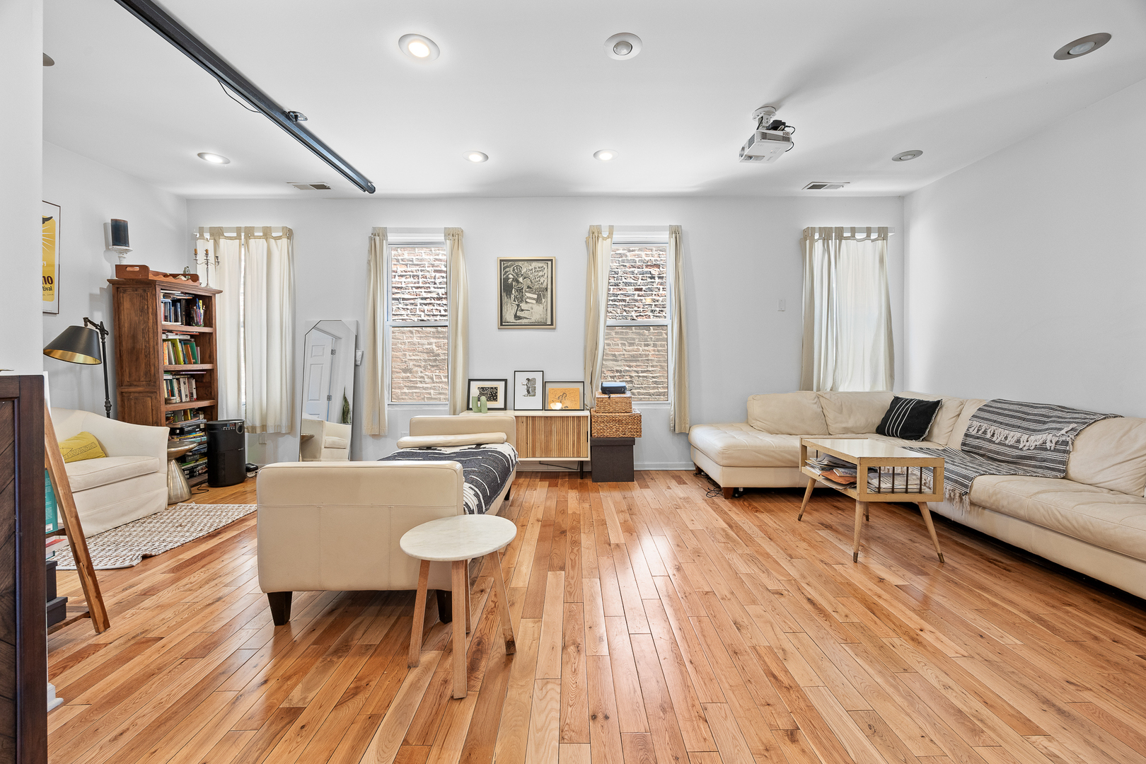 MLS #MRD12599877 image #1