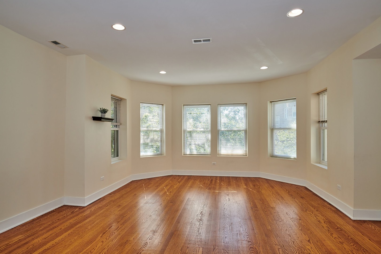 MLS #MRD12603784 image #1