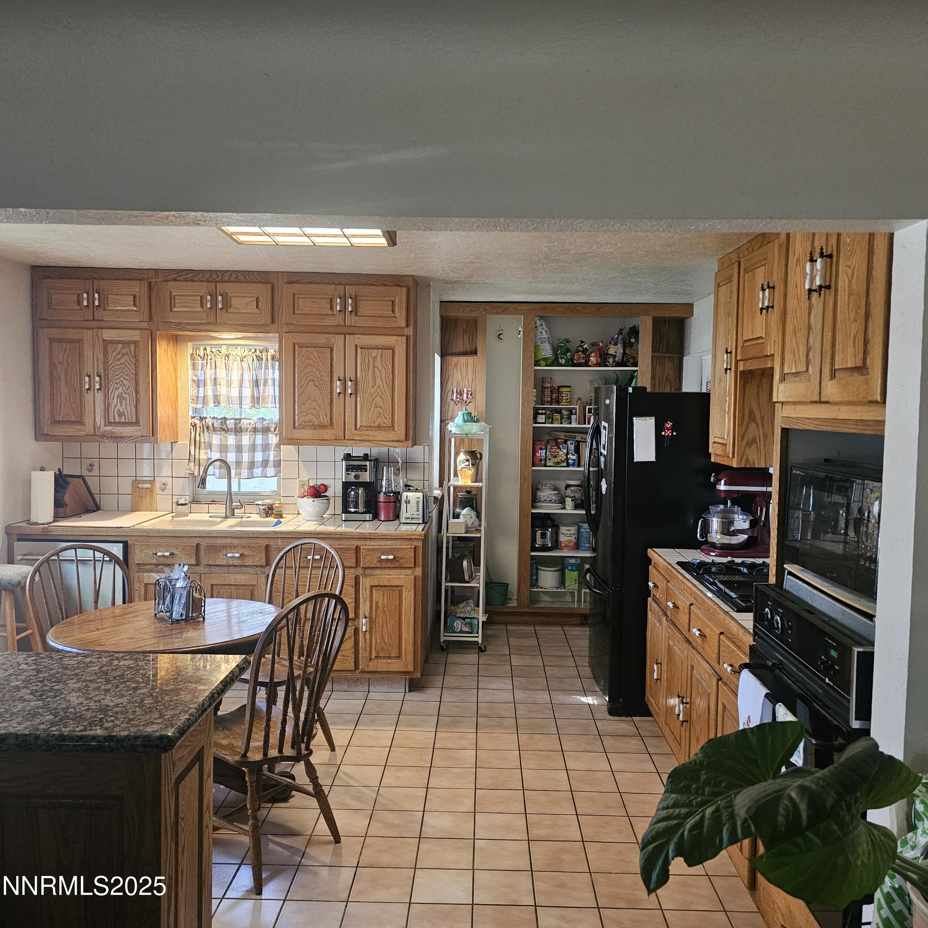 MLS #250058841 image #14