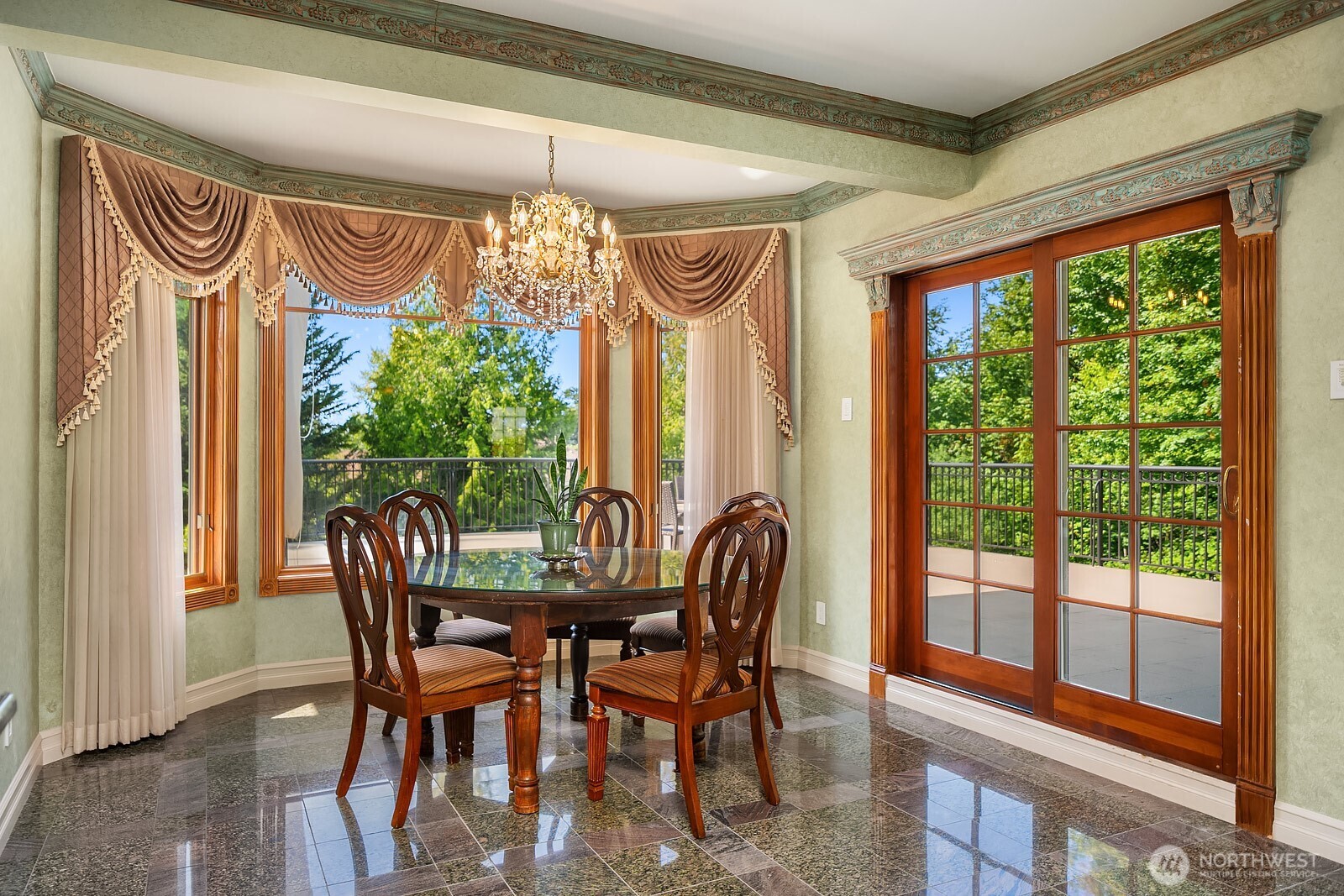 MLS #NWM2302112 image #10