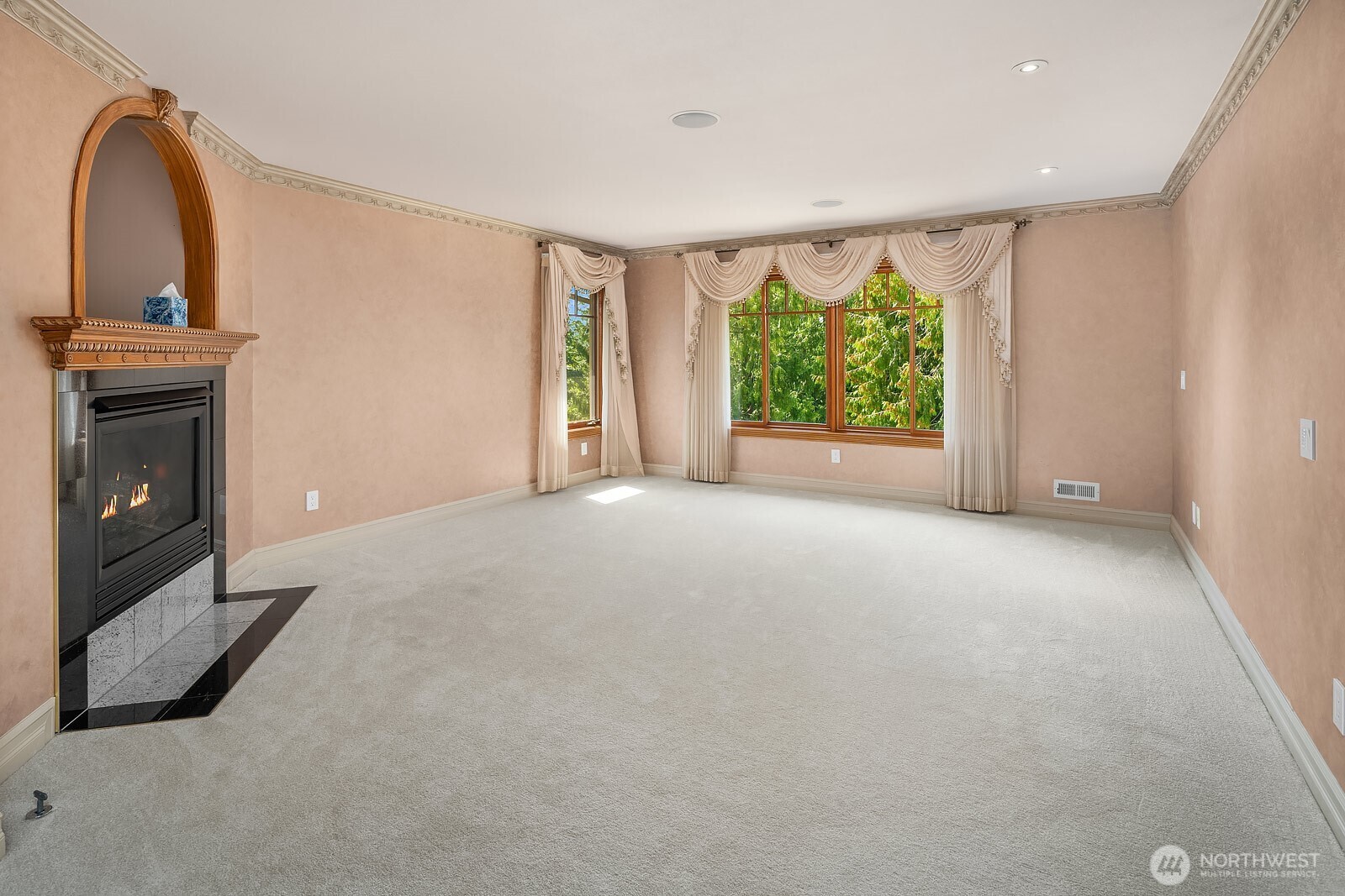 MLS #NWM2302112 image #19