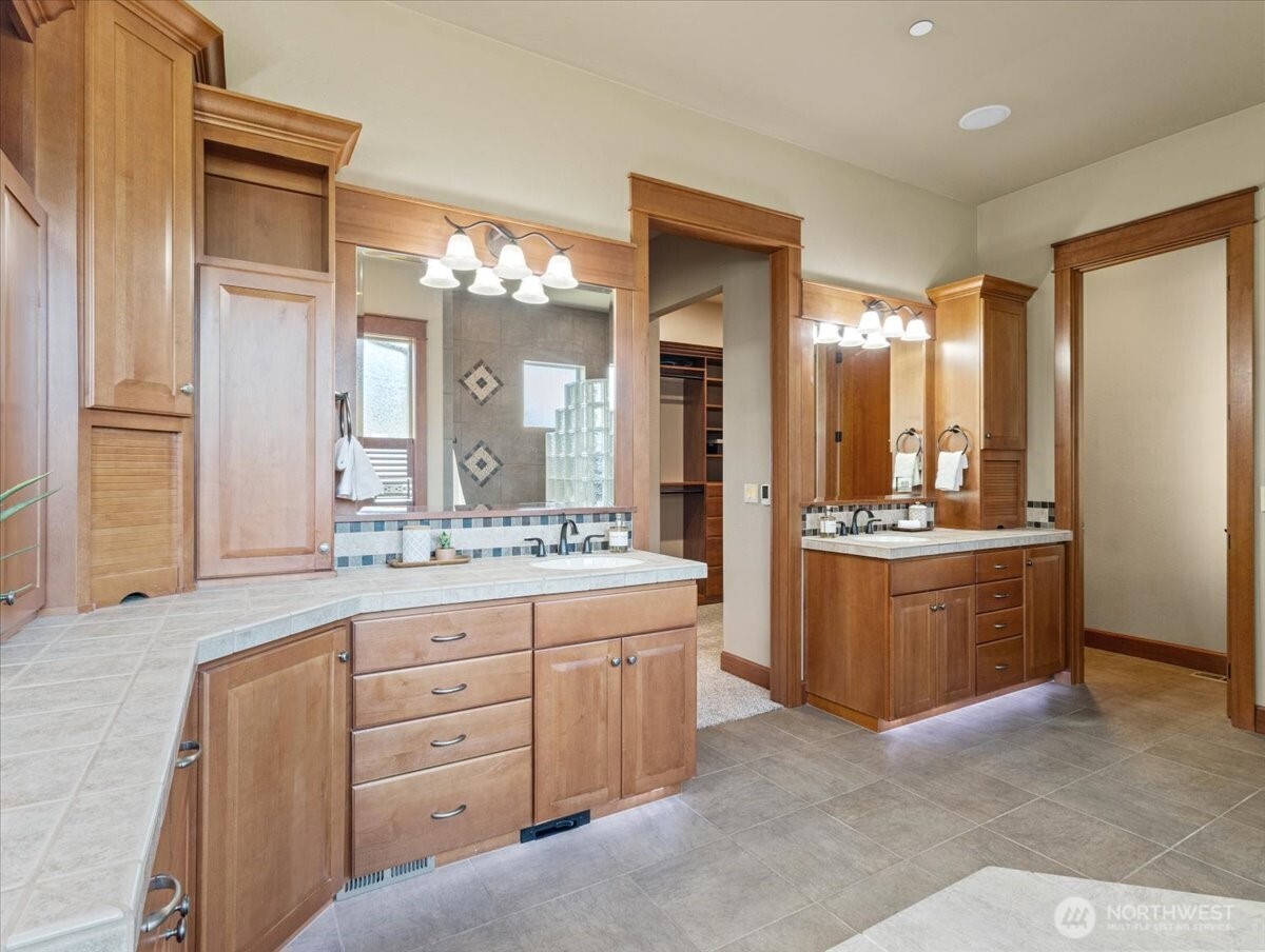 MLS #NWM2345516 image #24