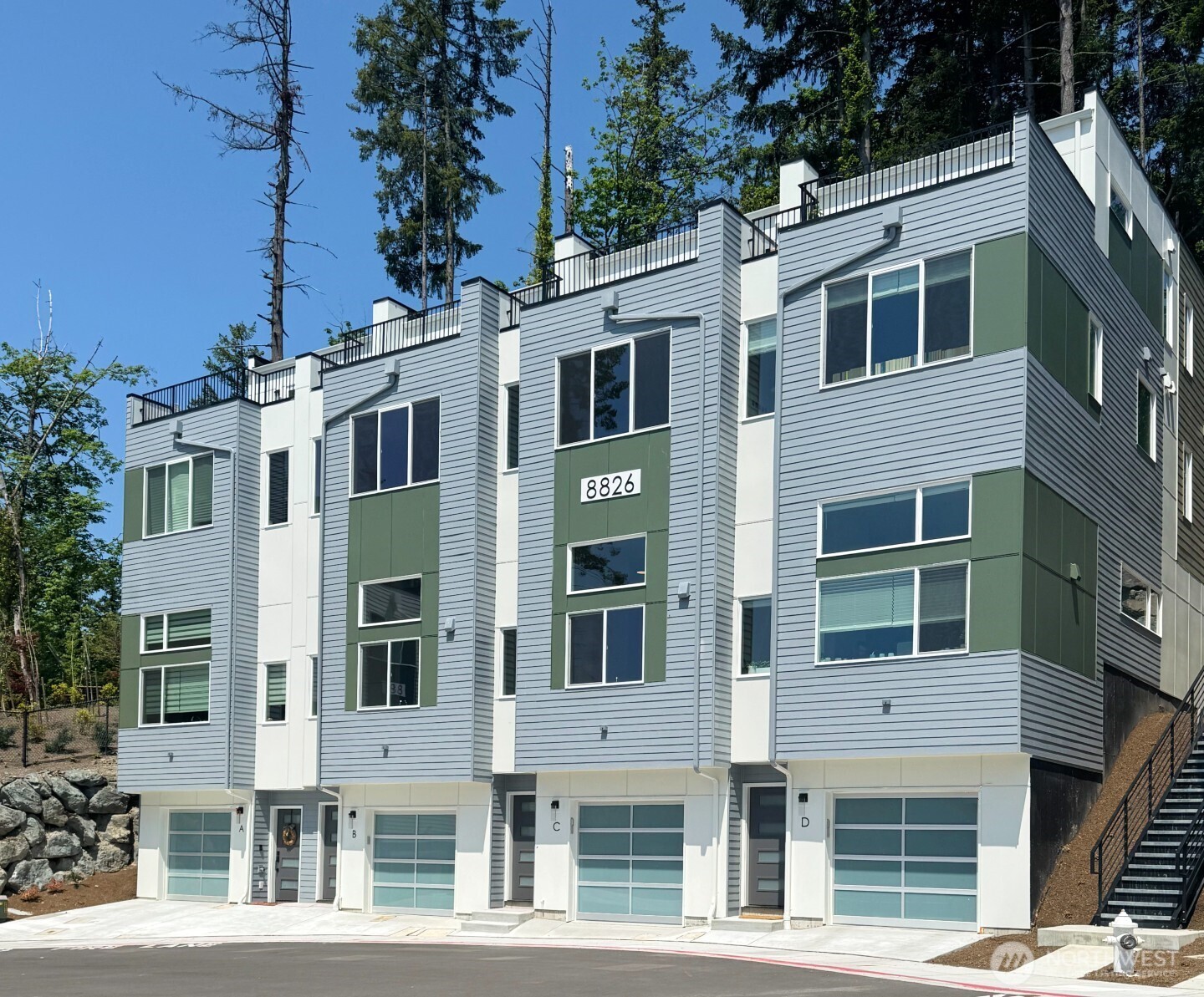 MLS #NWM2373613 image #0